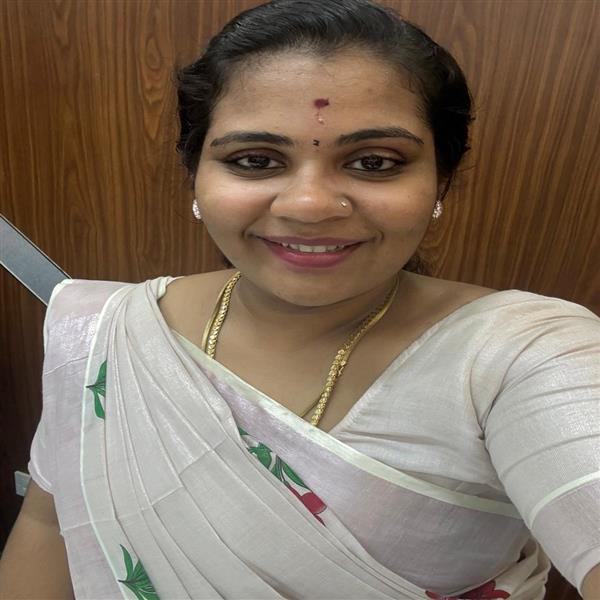 Akilandeswari V