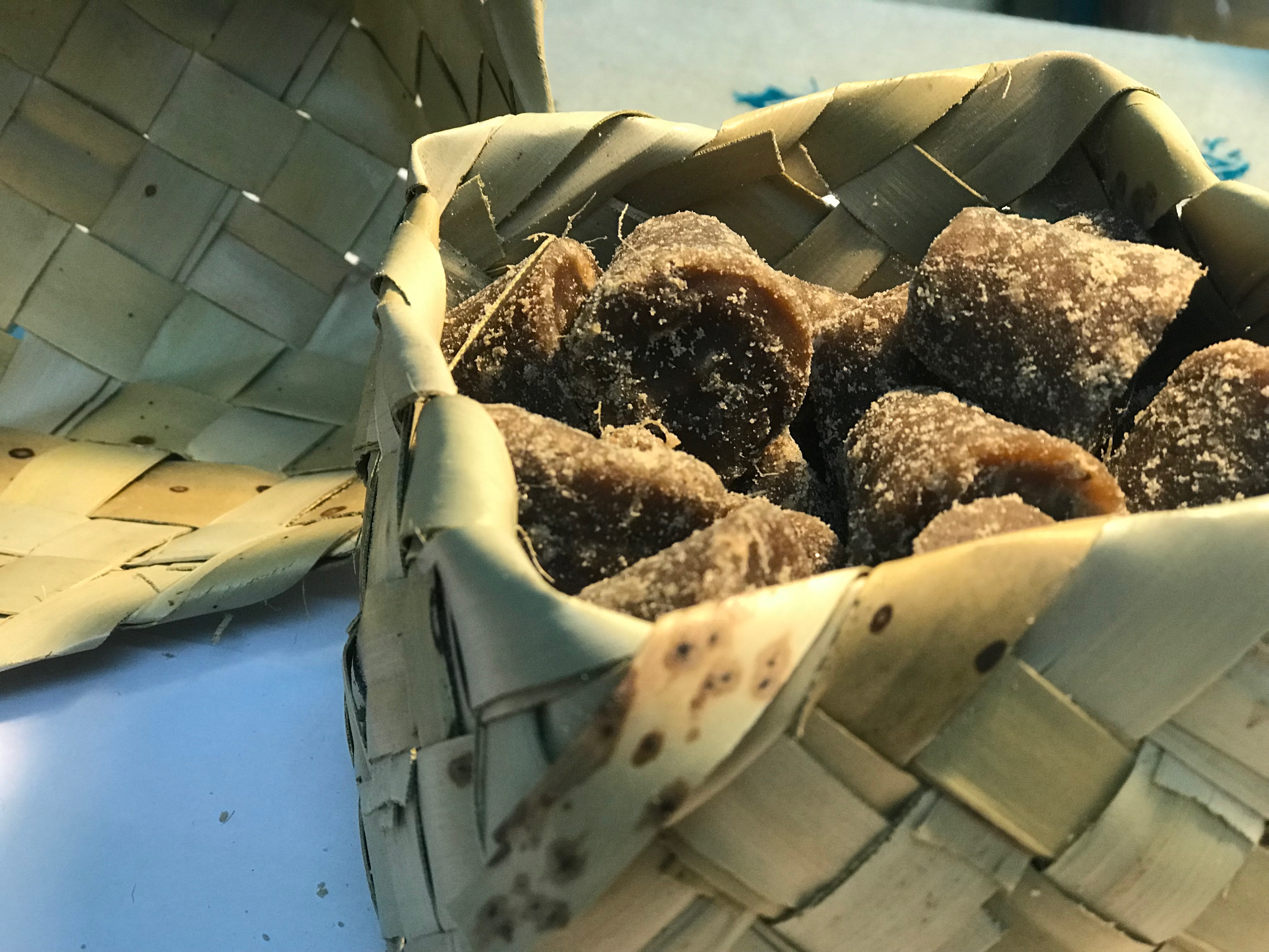Dried Ginger Palm Jaggery (800g)