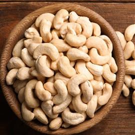 VOC Mart Premium Cashews - 1 Kg