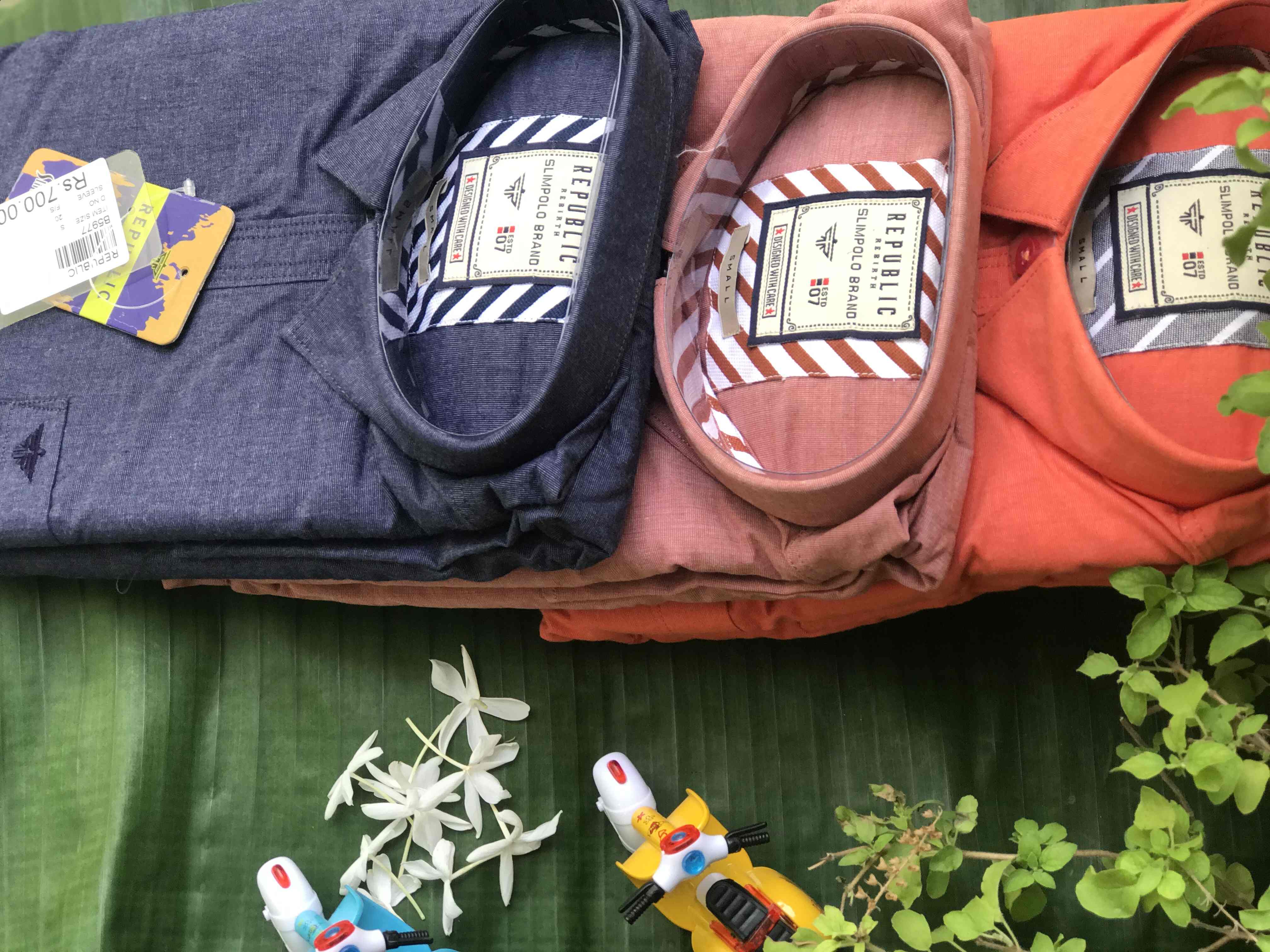 3 Shirt 699 Only